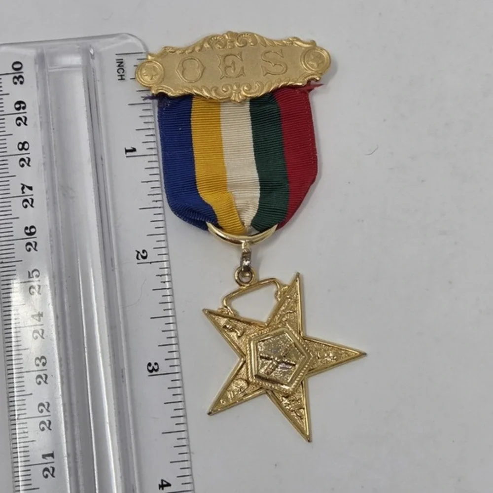 Eastern Star Vintage Station‎ Lapel Pin Conductress OES IA Masonic Antique Jewel